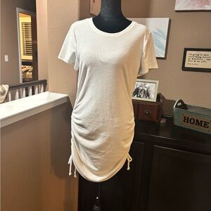 Women’s White Short-Sleeve Ruched Tee Dress